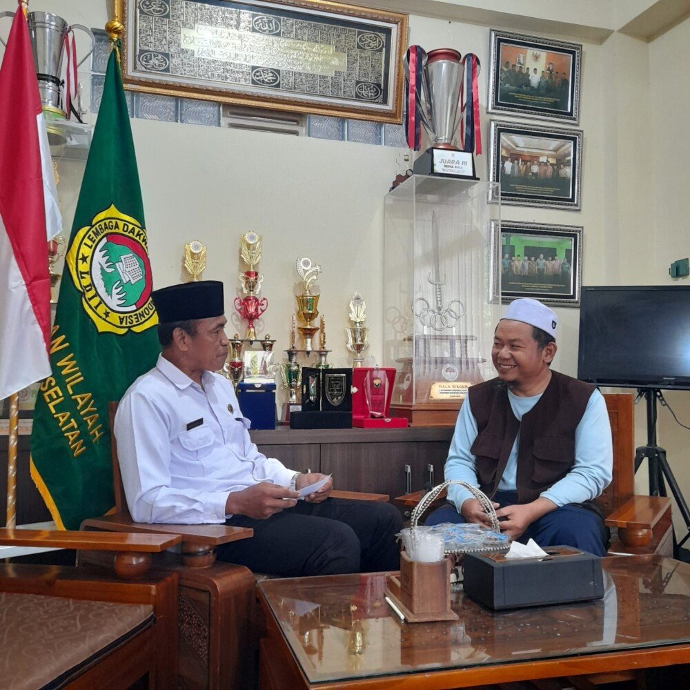 Ketua DPW LDII Sumatera Selatan Menerima Kunjungan Ustadz Yunus Abdurrahman, Pesepeda Haji dari Malang ke Mekkah