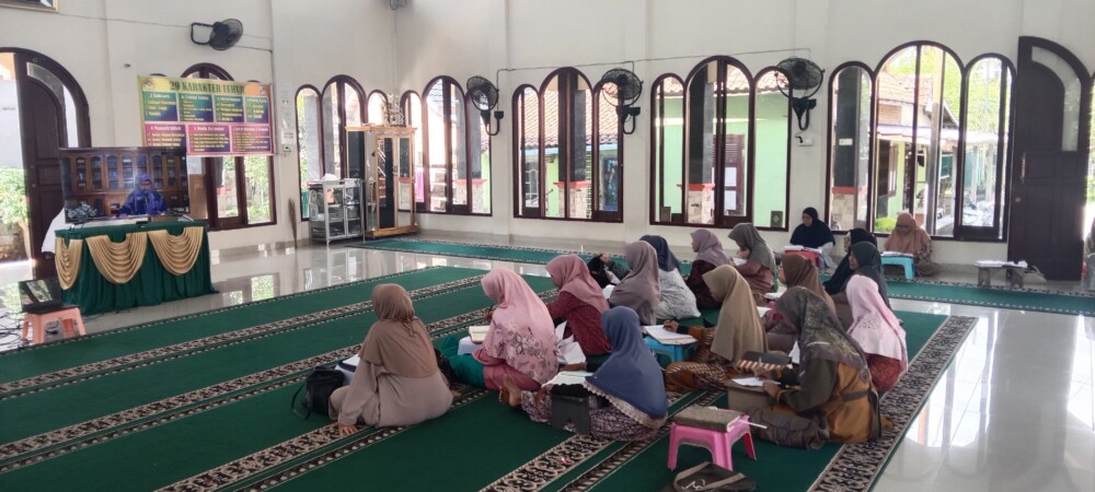 Bentuk Karakter Muslimah Sholehah, LDII Ogan Ilir Gelar Pengajian Online