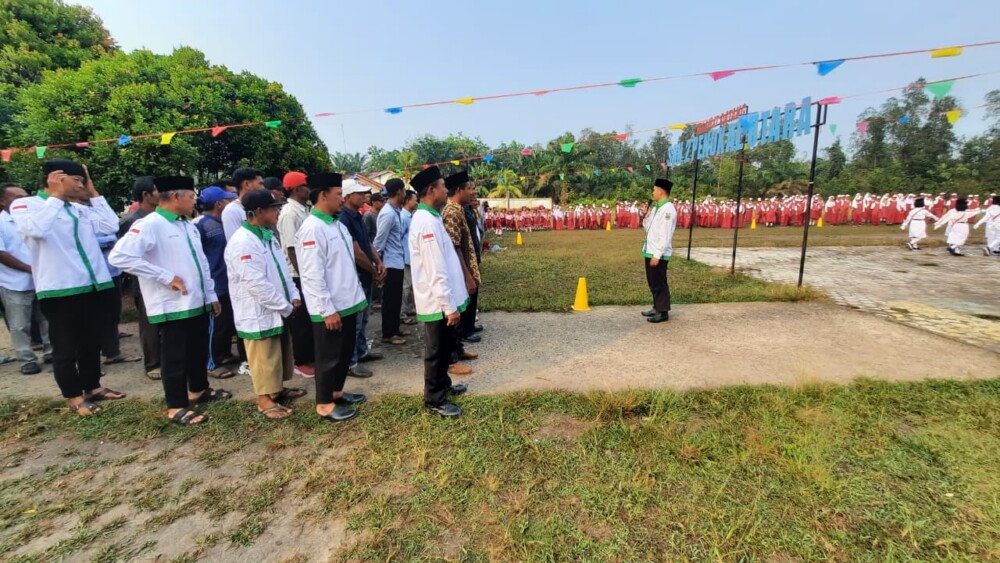 Semarak HUT RI ke-81, PC LDII Penukal Utara Hadiri Upacara Kemerdekaan di Dusun VI Karang Tanding